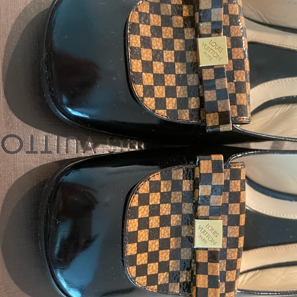 Louis Vuitton Patent Leather Slingbacks - Picture 3 of 7